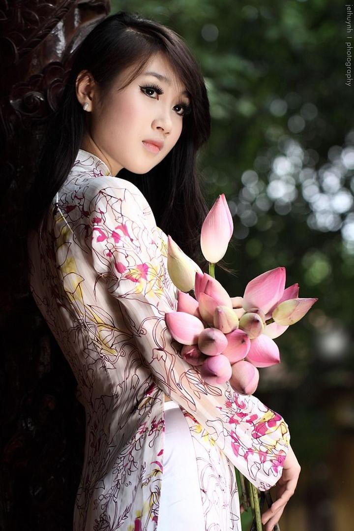 Tiêu đề: [Hotspot Matrix] Xu hướng mỹ phẩm và nội dung video: Hannah Olala, một phụ